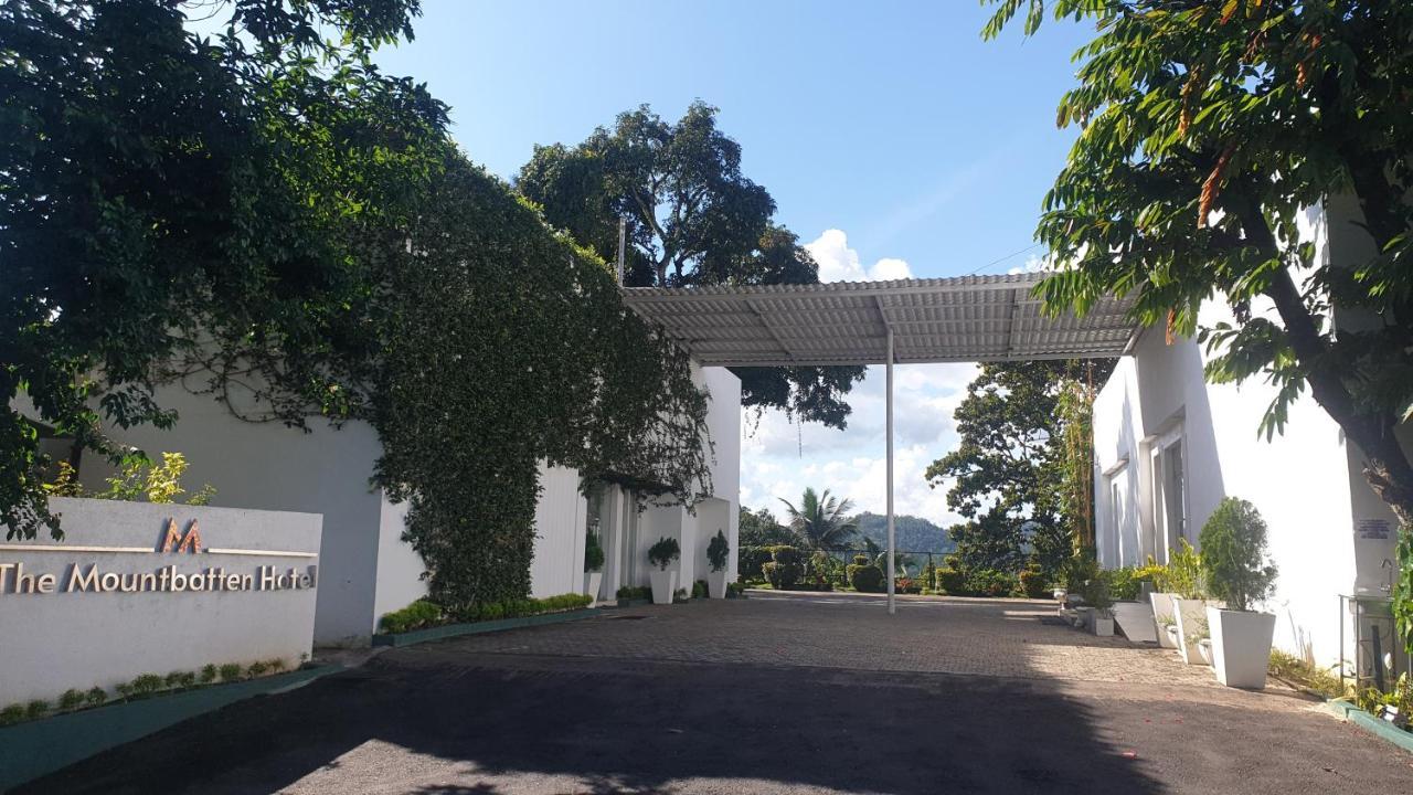 The Mountbatten Hotel Kandy Buitenkant foto